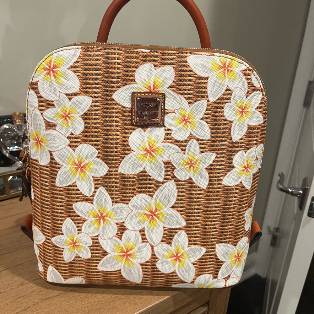 Dooney & bourke plumeria zip pod backpack